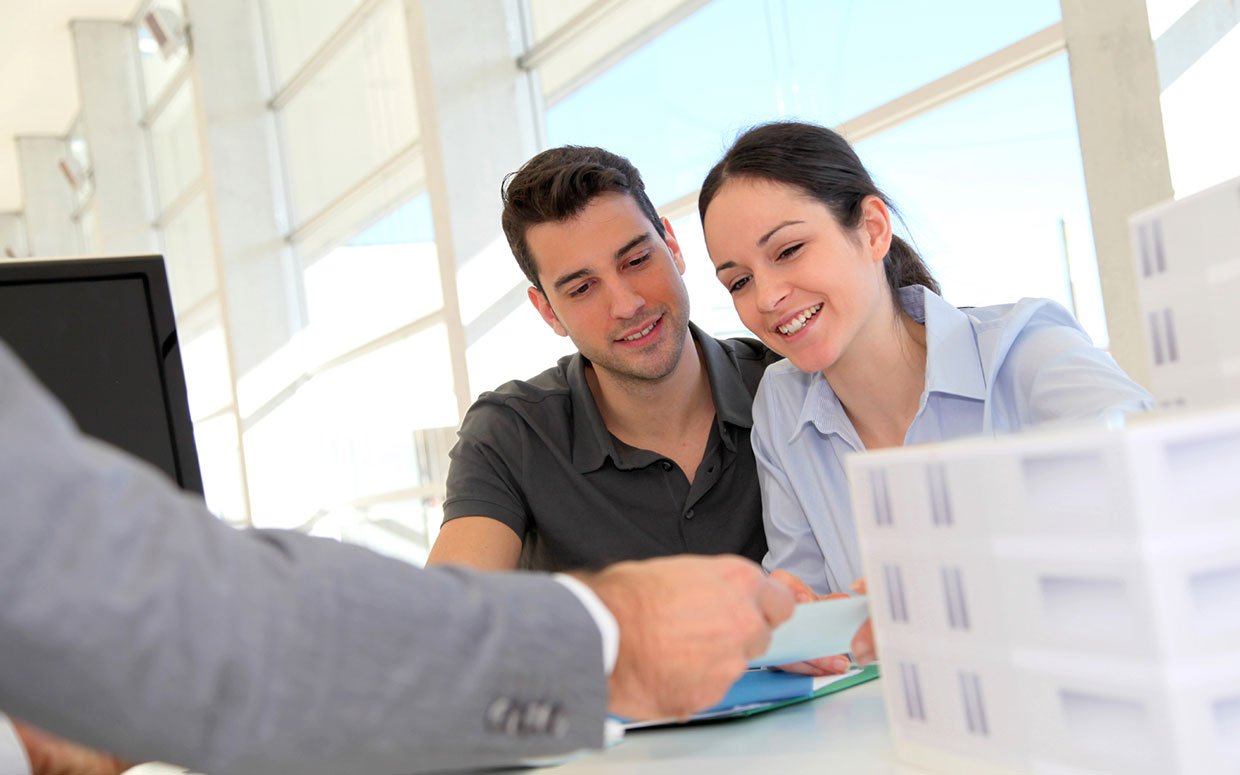 6 questions you should ask when visiting a new home sales centre Image