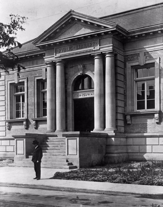 Toronto Public Library, Yorkville Branch - 1907 - via torontopubliclibrary.ca