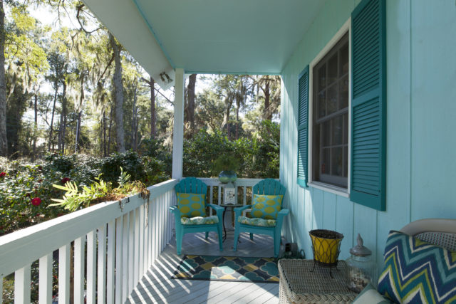 Make your front porch more welcoming with the right amount of plants