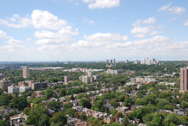 Average Resale Price for Detached Homes in Toronto Soars Image